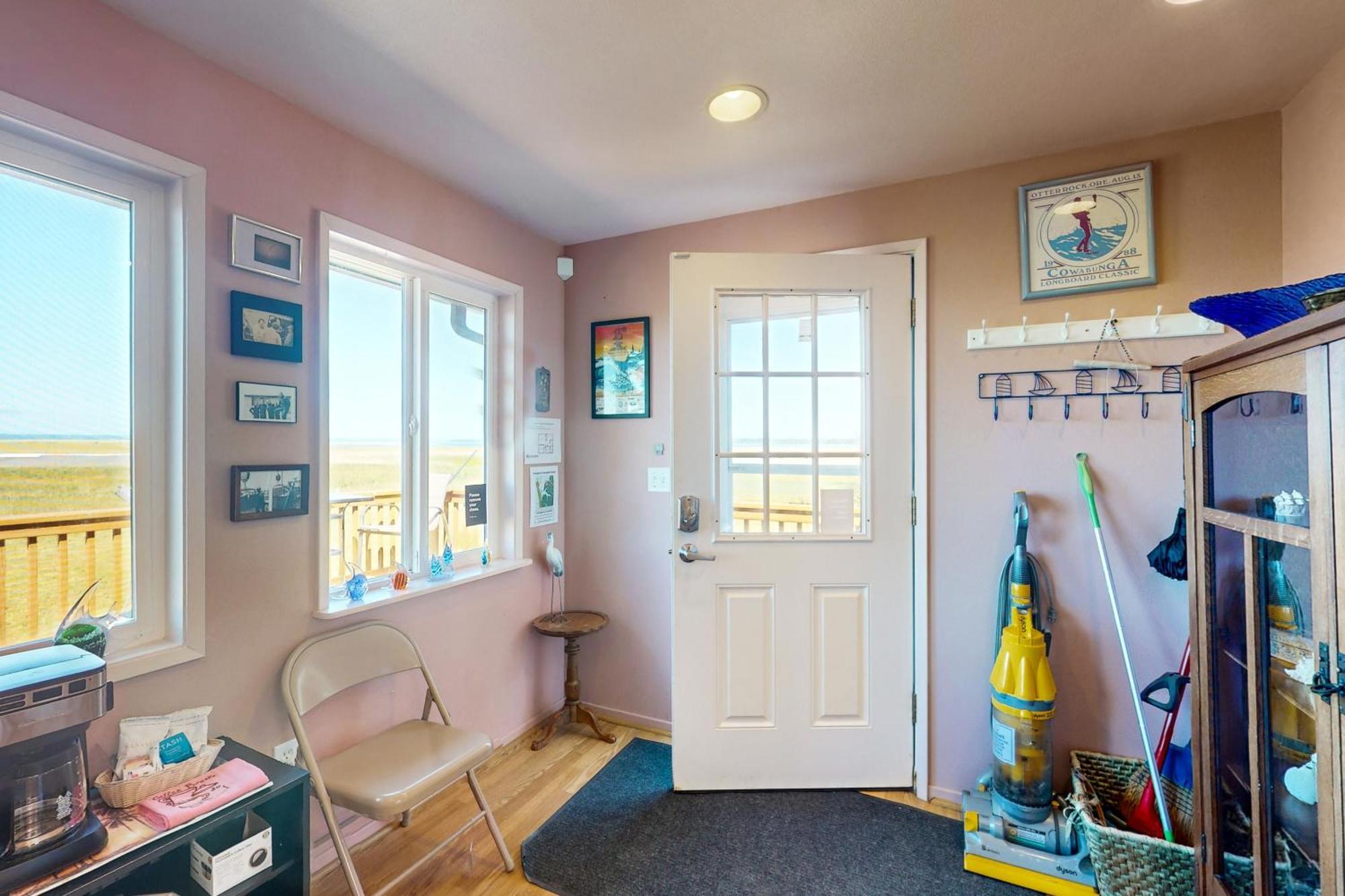 Surfer'S A Landing Villa Westport Exterior photo